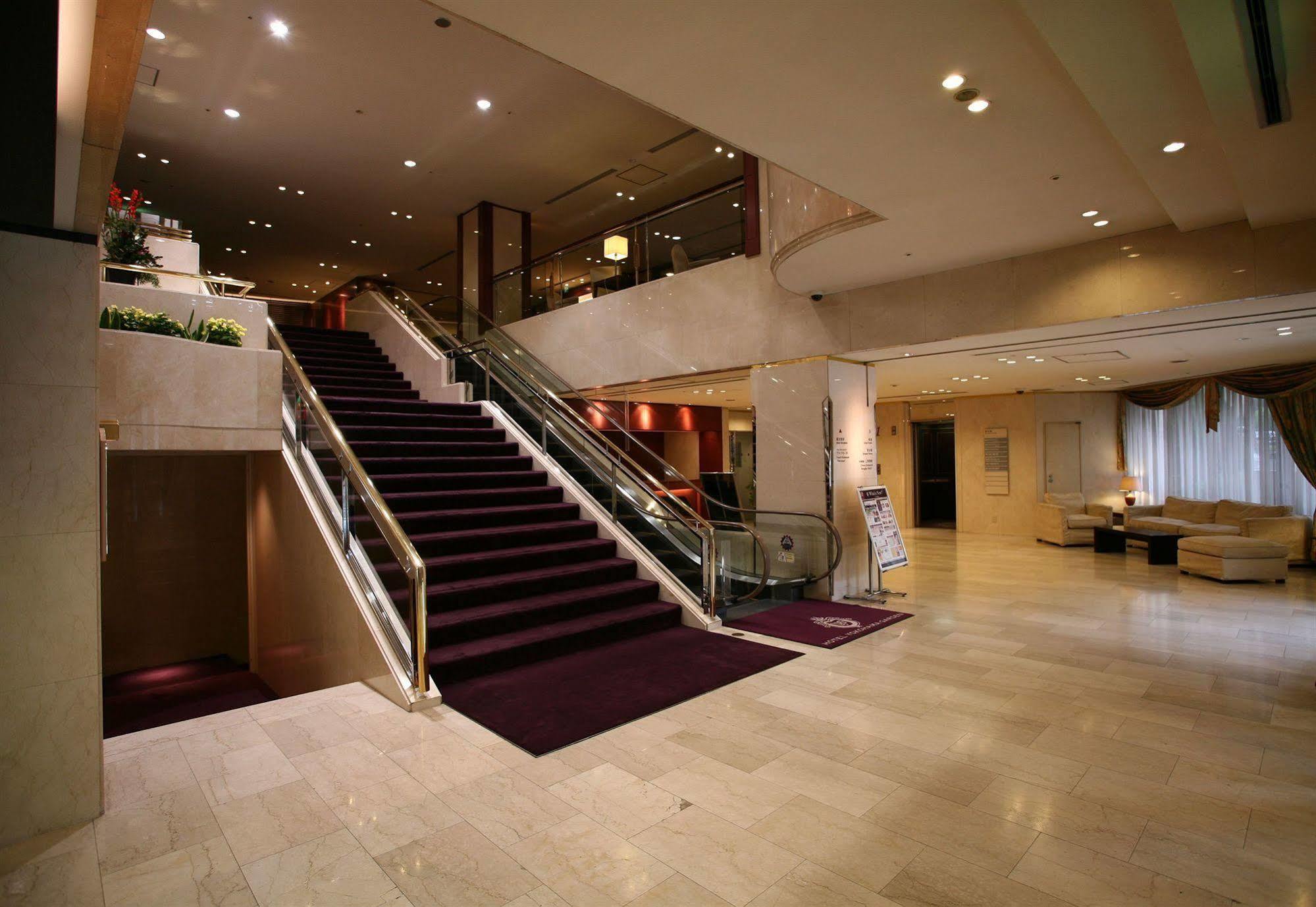 Hotel Yokohama Garden Екстериор снимка